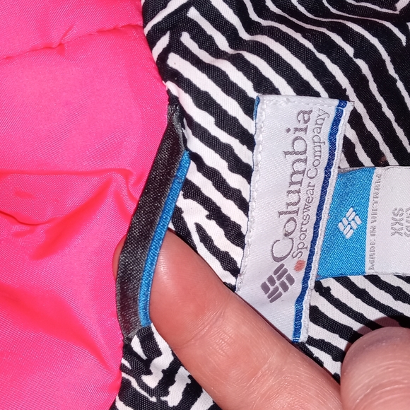 Columbia | Girls Zebra Print Puffer Jacket Size XXS 4-5 Black & Hot Pink - Picture 16 of 16